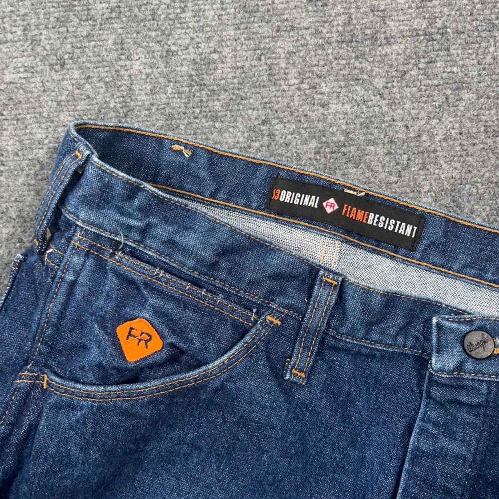 Wrangler‎ FR 13MWZ Flame Resistant Jeans Mens 35x34 Welder Original Fit Blue